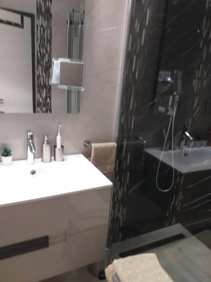 Luxury Apartments Sonja 波雷奇 0*,